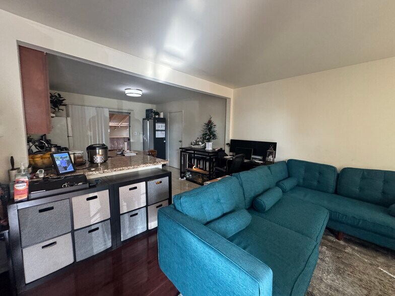 More Photos Of 19465 Meekland Ave, Cherryland Apartments For Sale