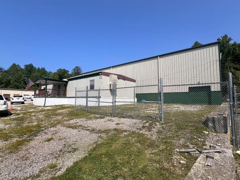More Photos Of 2220 State Route 3, Catlettsburg Manufacturing For Sale