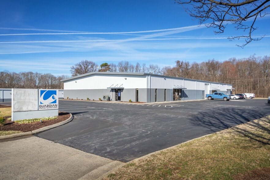 More Photos Of 1175 South Park Dr, Kernersville Warehouse For Lease