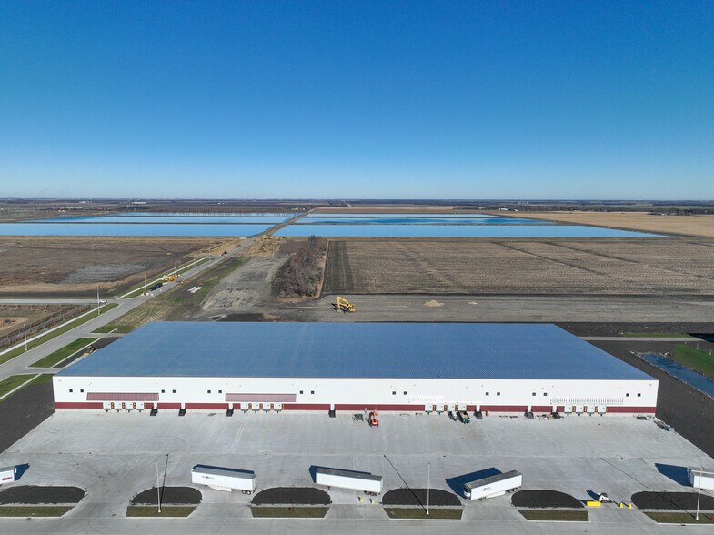 More Photos Of 3401 N 46th Ave, Fargo Industrial For Lease