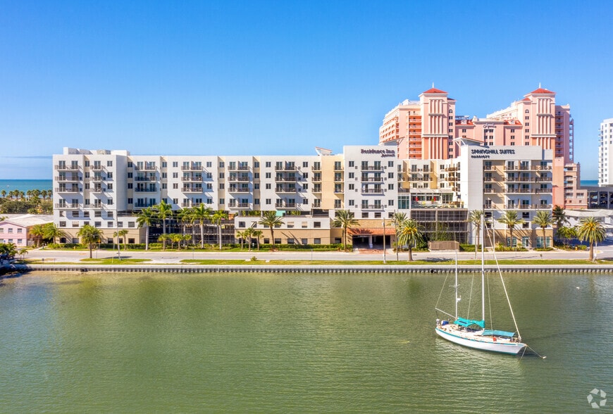 More Photos Of 309 Coronado Dr, Clearwater Beach Hotel For Lease