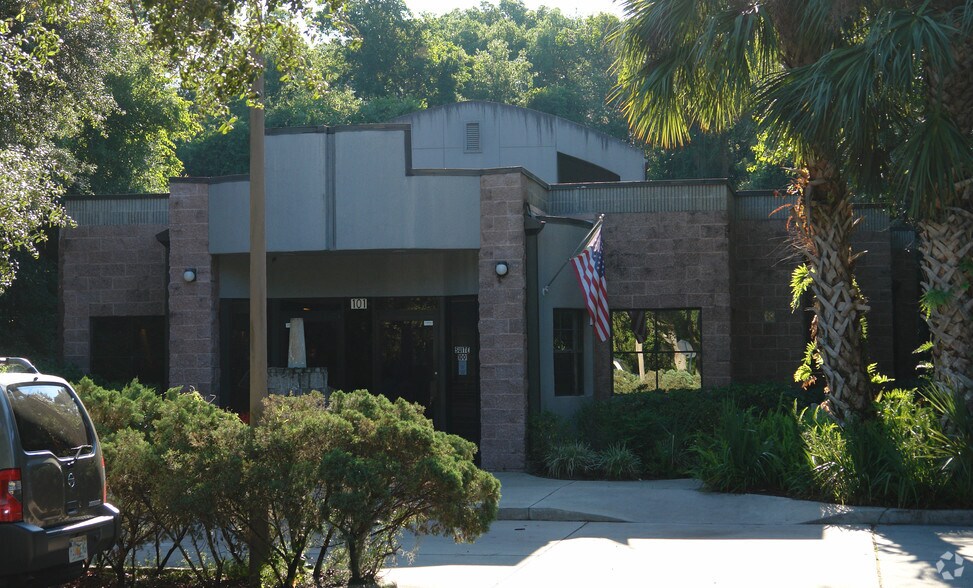 More Photos Of 101 N 8th St, Lake Mary Medical For Sale