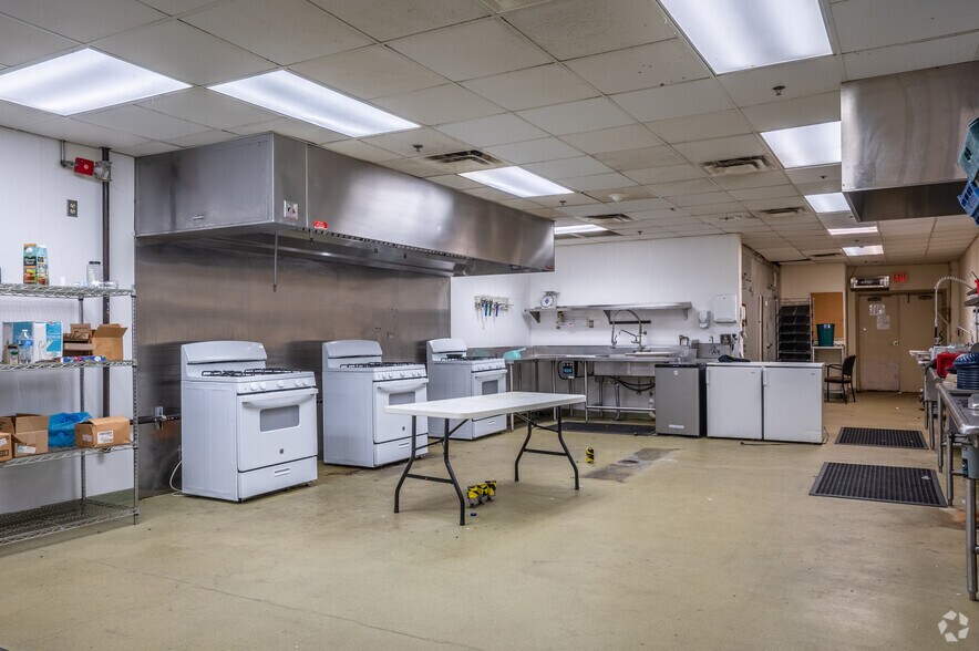 More Photos Of 200 Tandem Village Rd, Canonsburg Continuing Care Retirement Community For Sale