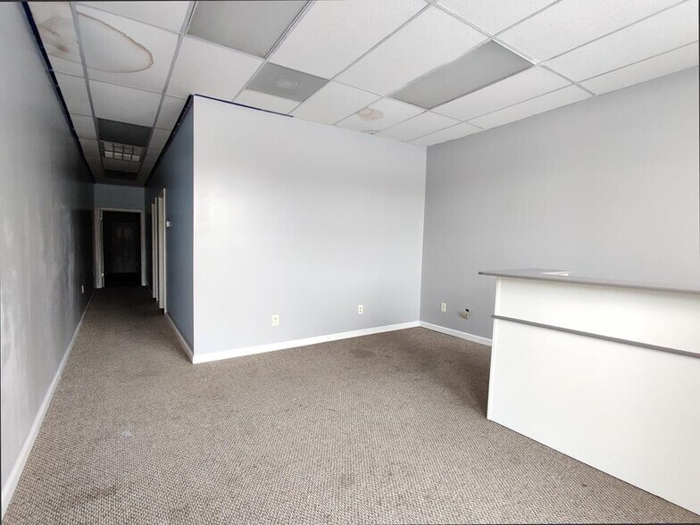 More Photos Of 0 E Main St, Huntingdon Storefront For Sale