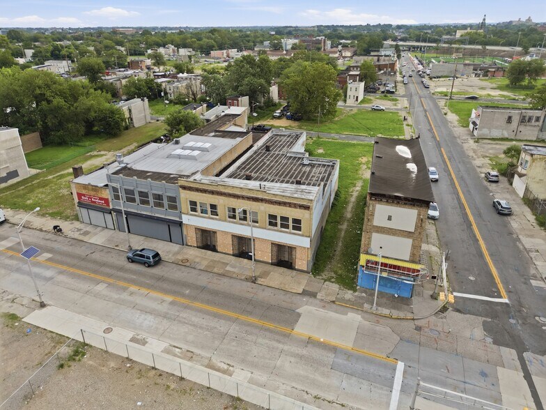 More Photos Of 1142-1148 Broadway, Camden Flex For Sale
