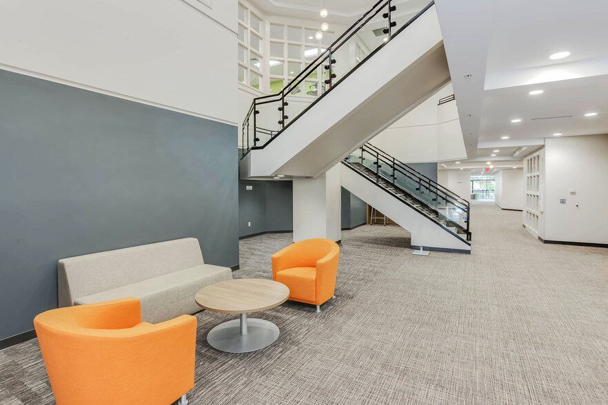 More Photos Of 5300 Patterson Ave SE, Grand Rapids Office For Lease