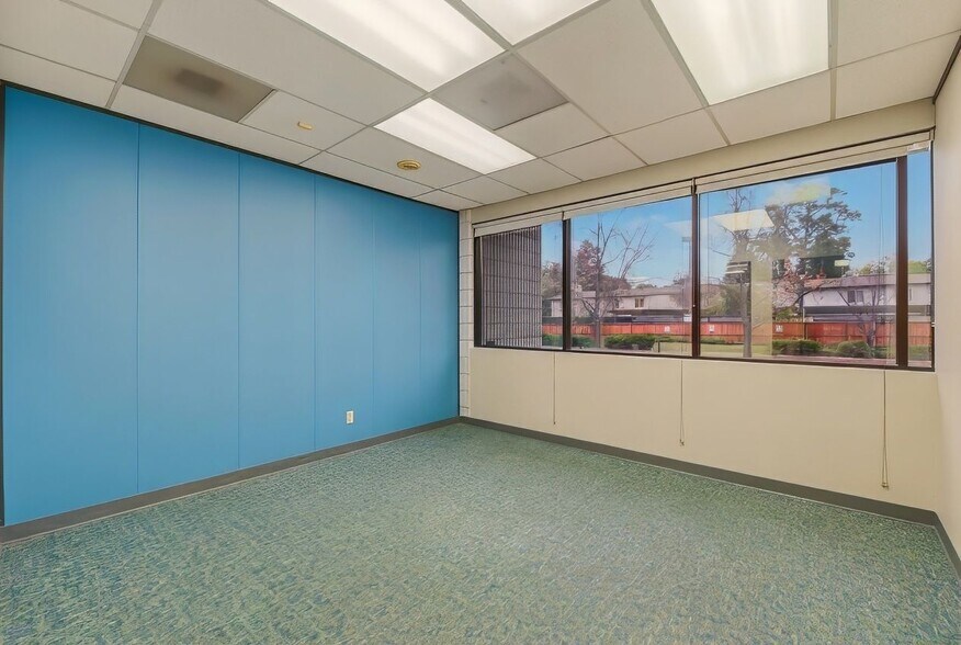 More Photos Of 992 S De Anza Blvd, San Jose Office For Lease