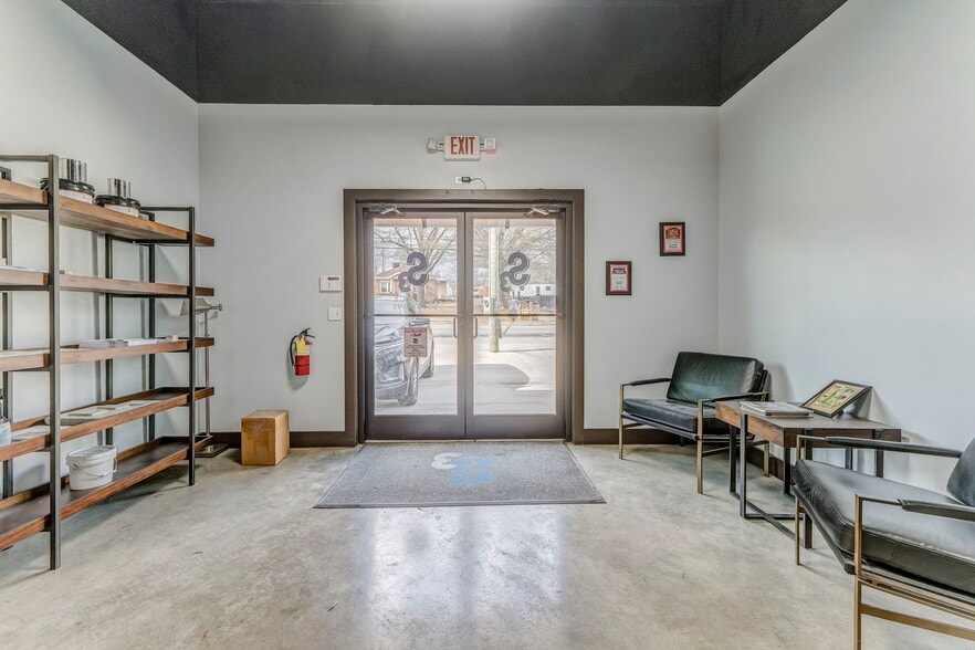 More Photos Of 3239 S Dixie Hwy, Dalton Industrial For Sale