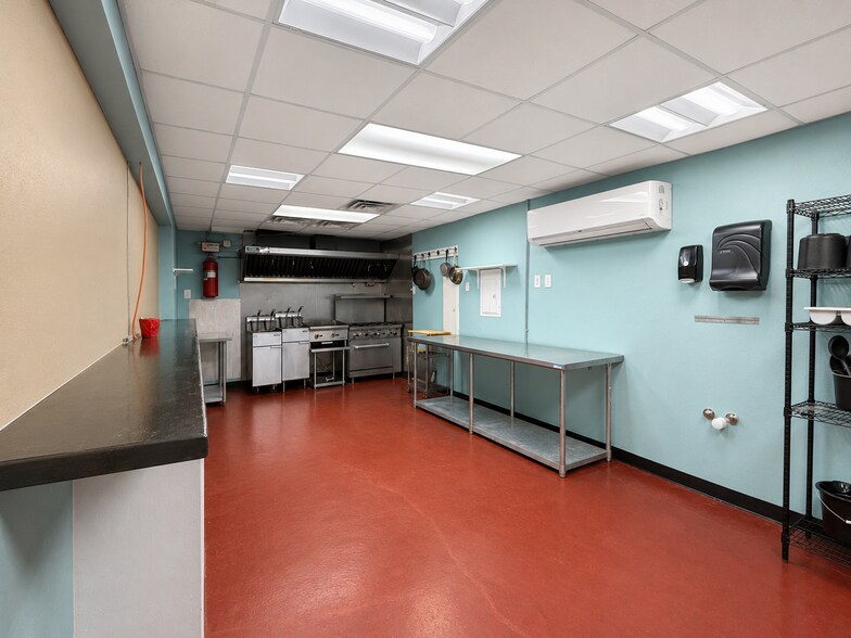 More Photos Of 16657 US Highway 70, Springer Restaurant For Lease