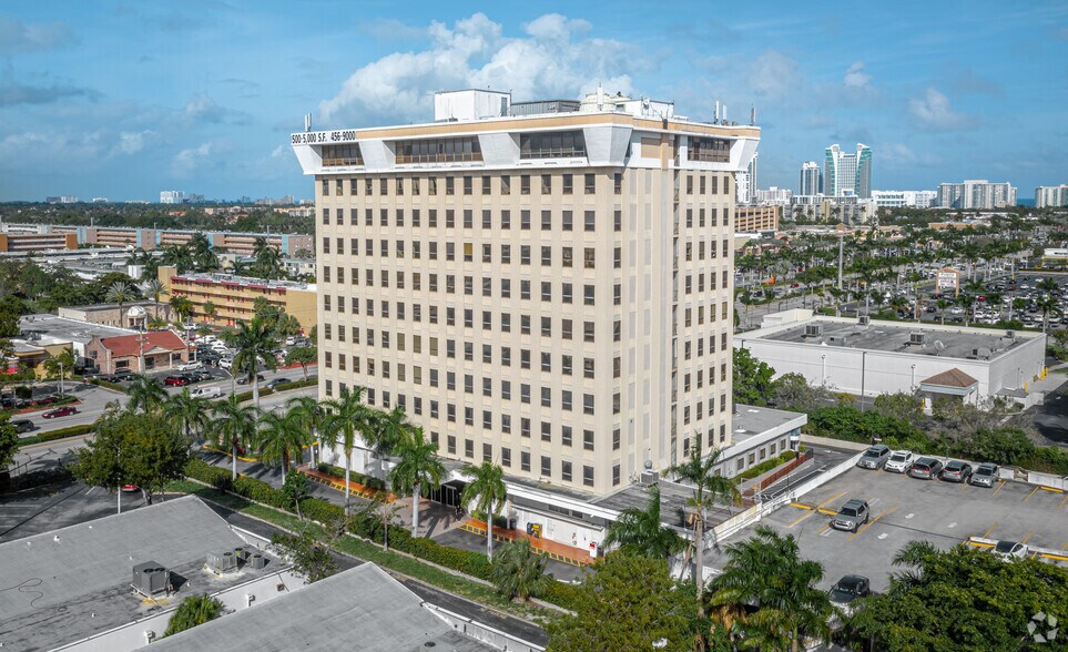More Photos Of 1250 E Hallandale Beach Blvd, Hallandale Beach Office For Lease