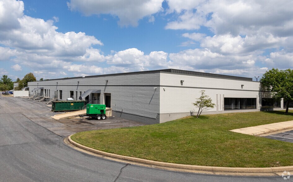 More Photos Of 7155 Columbia Gateway Dr, Columbia Flex For Lease