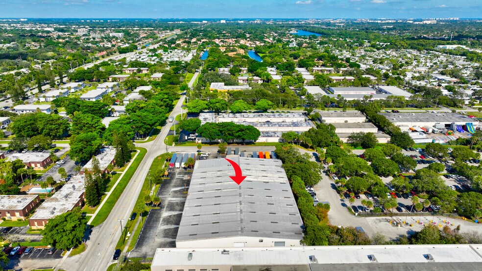 More Photos Of 198 Lock Rd, Deerfield Beach Warehouse For Lease