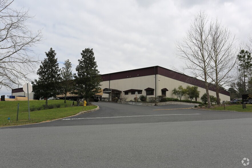 More Photos Of 20004 O'Brien Rd, Groveland Warehouse For Sale