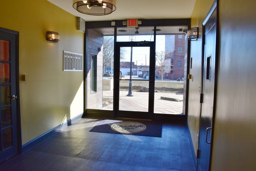 More Photos Of 1131 Central Ave, Middletown Loft Creative Space For Sale