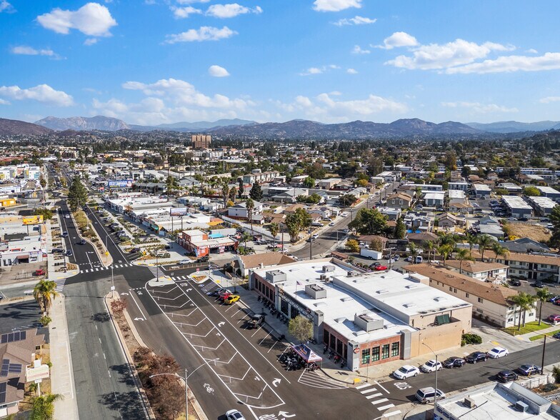 More Photos Of 613-621 El Cajon Blvd, El Cajon Freestanding For Sale
