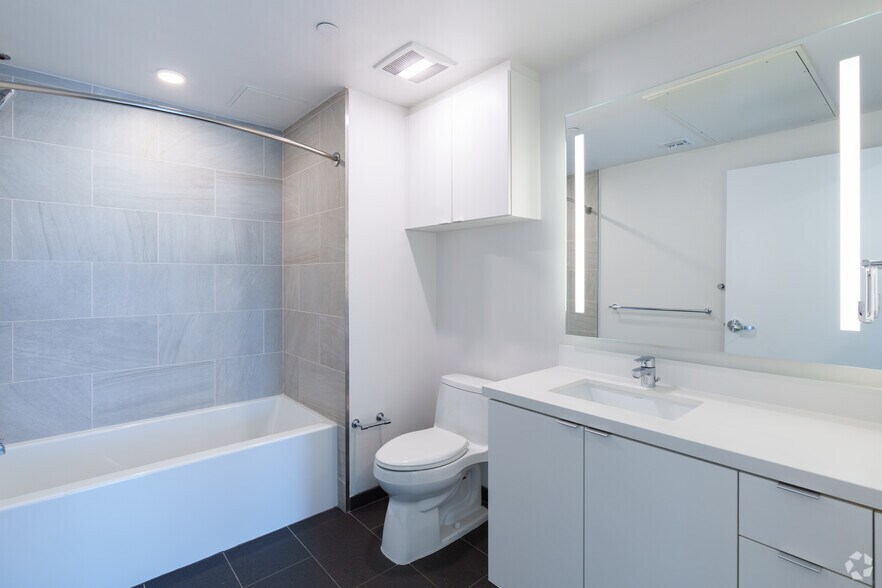 More Photos Of 2302 Valdez St, Oakland Apartments For Lease