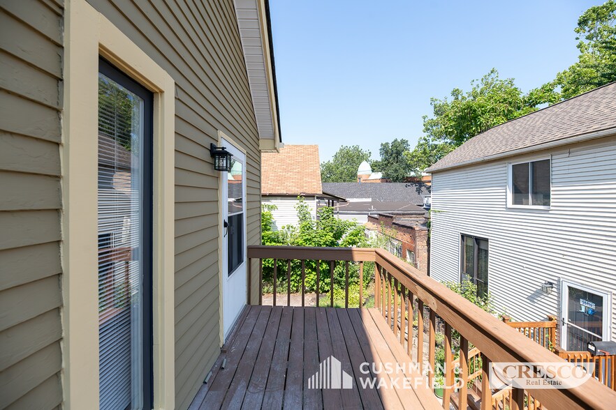 More Photos Of 1020 Kenilworth Ave, Cleveland Apartments For Sale