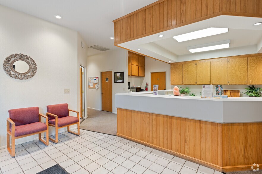 More Photos Of 5910 Clark Rd, Paradise Medical For Lease