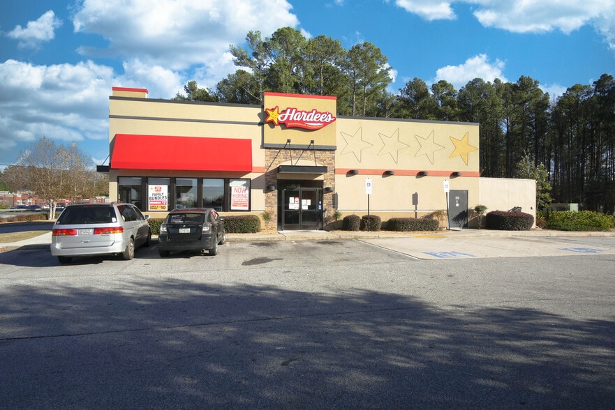 Primary Photo Of 1402 E College Dr, Marshall Fast Food For Lease
