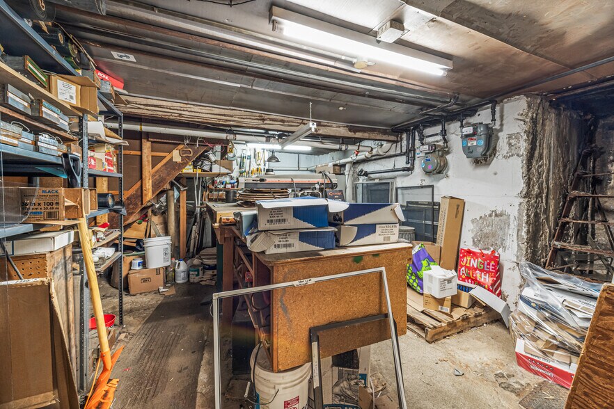 More Photos Of , Astoria General Retail For Sale