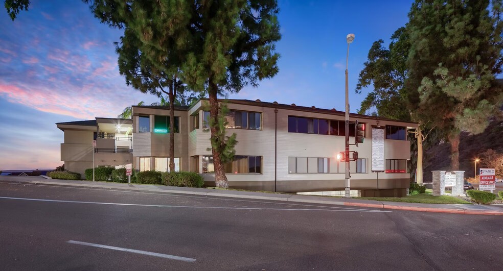 More Photos Of 7290 Navajo Rd, San Diego Medical For Lease