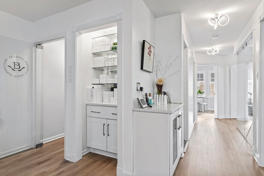 More Photos Of 2102 Gallows Rd, Vienna Medical For Lease