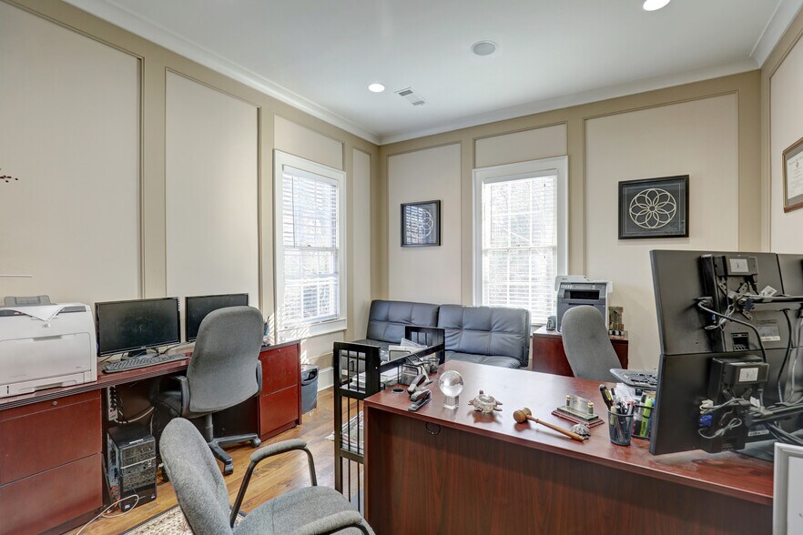 More Photos Of 1934 N Druid Hills Rd NE, Atlanta Office For Sale