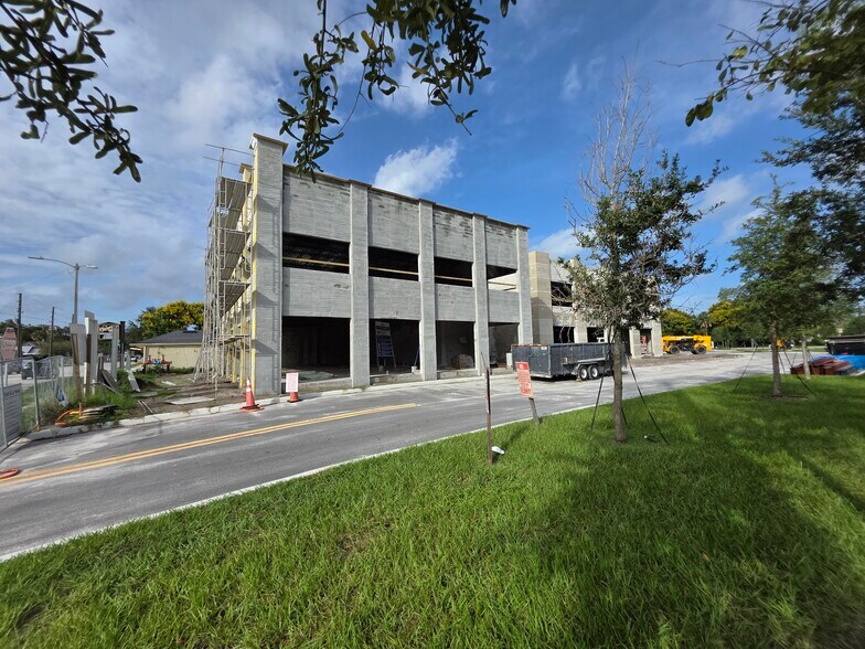 More Photos Of 425 S Woodland Blvd, Deland Office For Sale