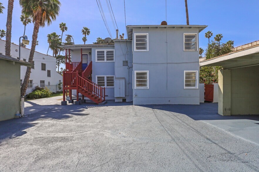 More Photos Of 4409 Victoria Park Dr, Los Angeles Apartments For Sale