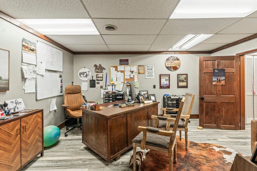 More Photos Of 1100 Winchester Hwy, Fayetteville Freestanding For Sale