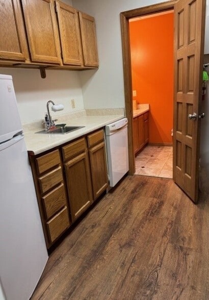 More Photos Of 27884-27888 Meadow Dr, Evergreen Storefront Retail Office For Sale