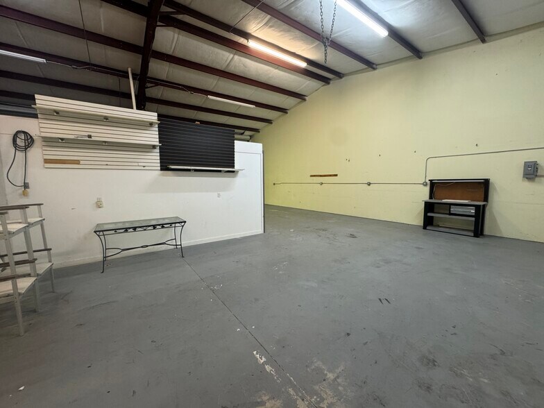 More Photos Of 200 Waler Way, Saint Augustine Warehouse For Lease