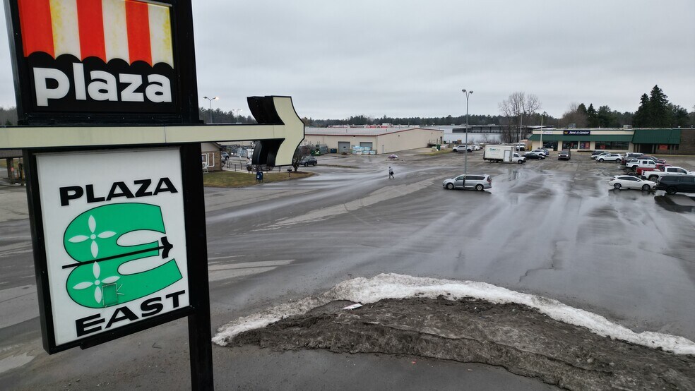 More Photos Of 520-522 E Houghton Ave, West Branch General Retail For Lease