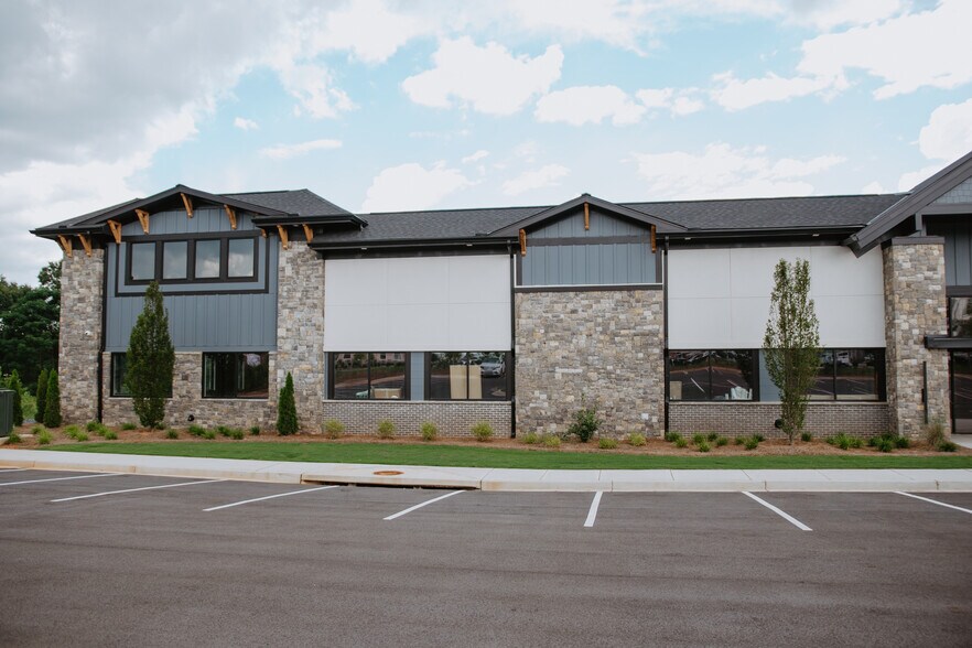More Photos Of 1780 Resurgence Dr, Watkinsville Office For Lease