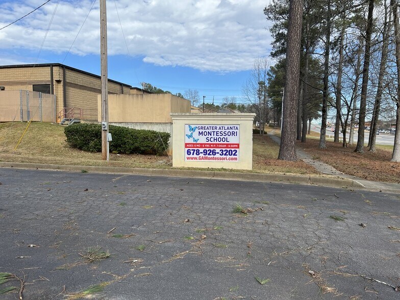 More Photos Of 1980 Buford Hwy, Buford Freestanding For Sale