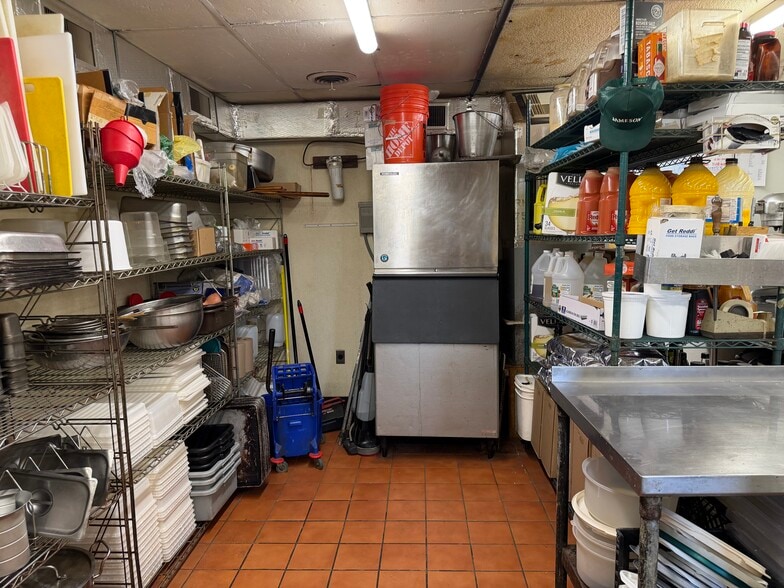 More Photos Of 291 Main St, Eynon Restaurant For Sale