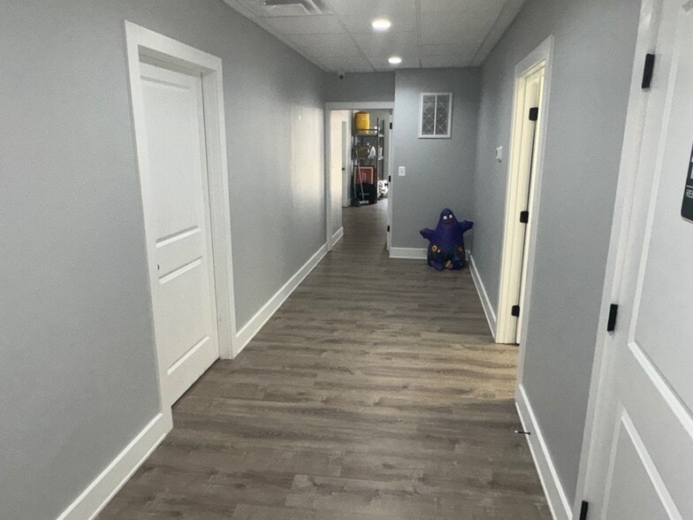 More Photos Of , Greenbelt Office For Sale