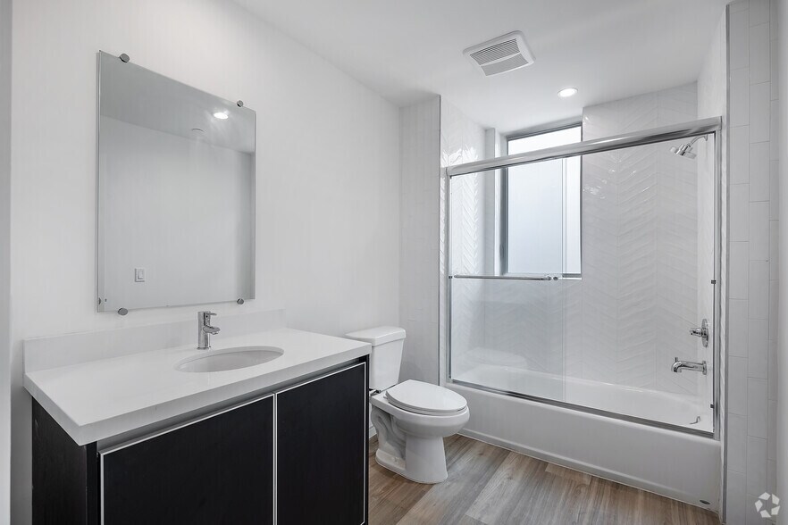 More Photos Of 951 Ogden Ave, Los Angeles Apartments For Lease