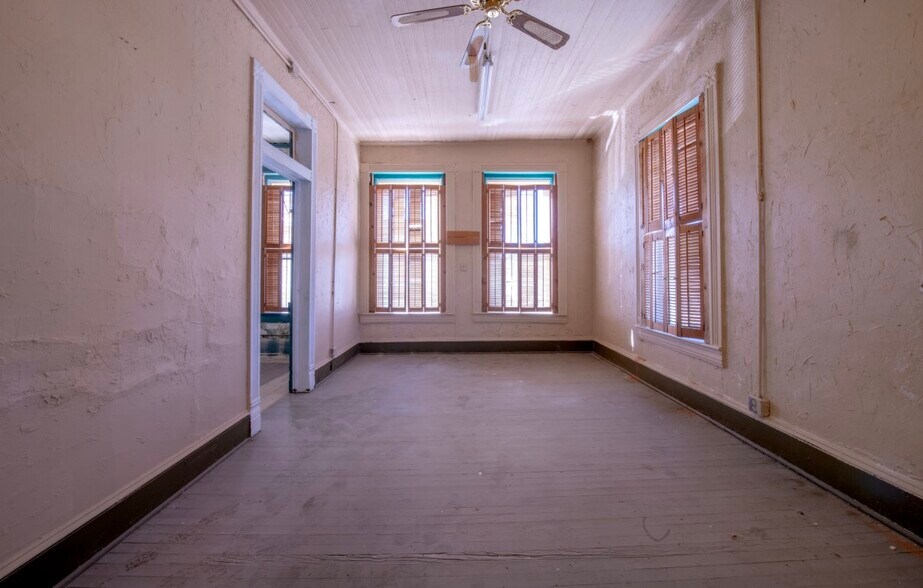 More Photos Of 130 N Arendell Ave, Zebulon Storefront Retail Office For Sale