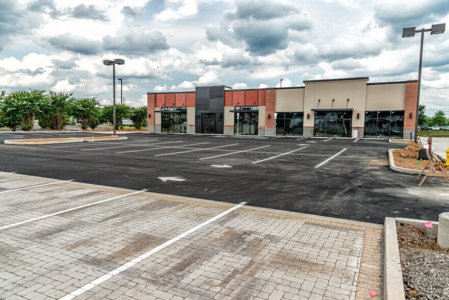 More Photos Of 2525 Handley Ederville Rd, Richland Hills General Retail For Lease