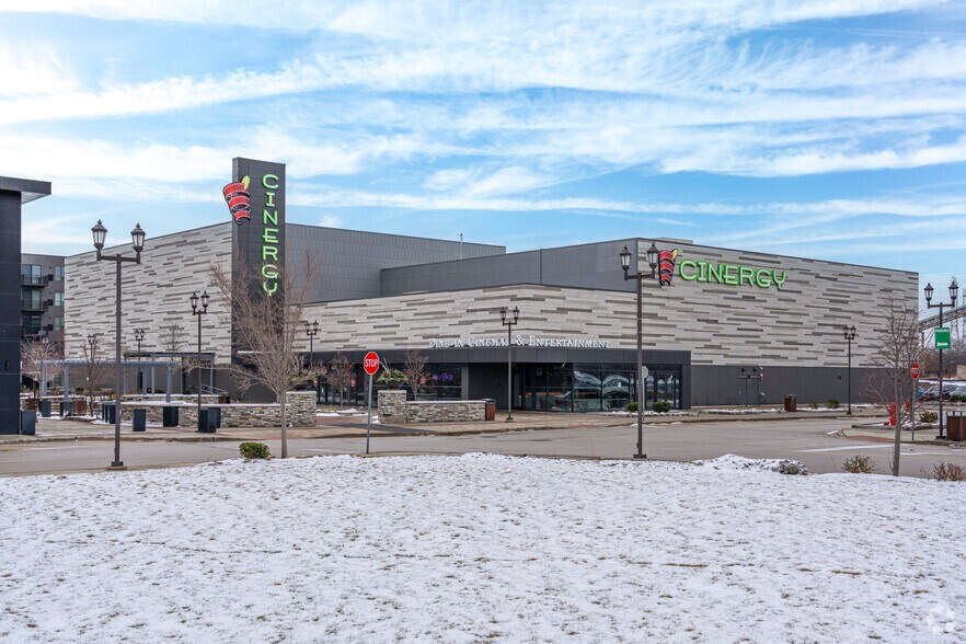 Primary Photo Of 401 W Dundee Rd, Wheeling Movie Theatre For Sale