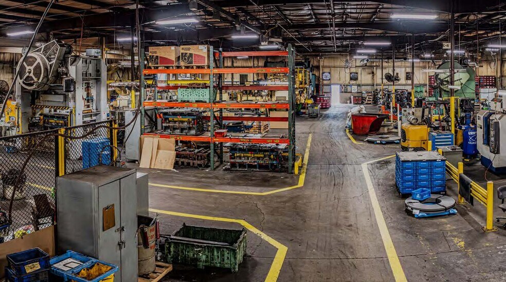 More Photos Of 7470 Industrial Parkway Dr, Lorain Manufacturing For Lease