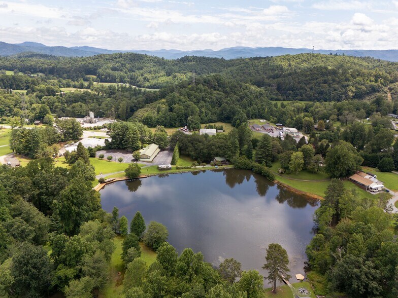 Primary Photo Of 8826 Boylston Hwy, Mills River Flex For Sale