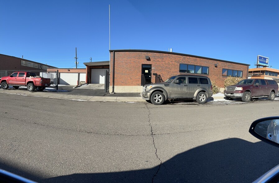 More Photos Of 1125 S Inca St, Denver Manufacturing For Lease