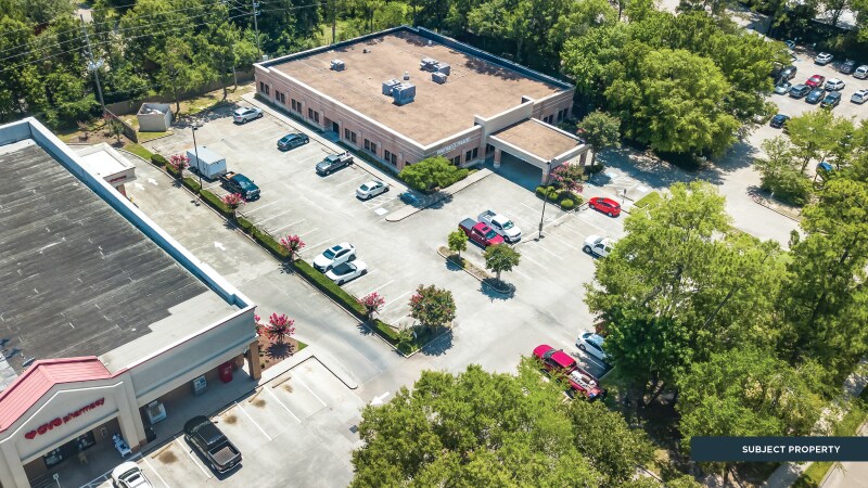 More Photos Of 1330 Kingwood Dr, Kingwood Medical For Lease