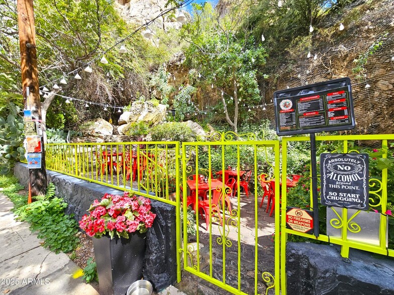 More Photos Of 105 Tombstone Cyn, Bisbee Restaurant For Sale