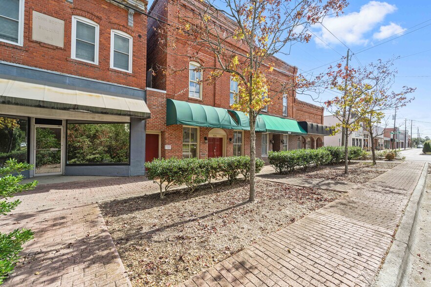 More Photos Of 634 Court St, Jacksonville Office For Lease