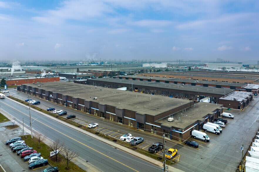 More Photos Of 2299 Drew Rd, Mississauga Light Manufacturing For Lease