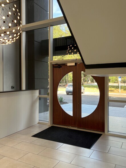 More Photos Of 4110 Southpoint Blvd, Jacksonville Coworking Space