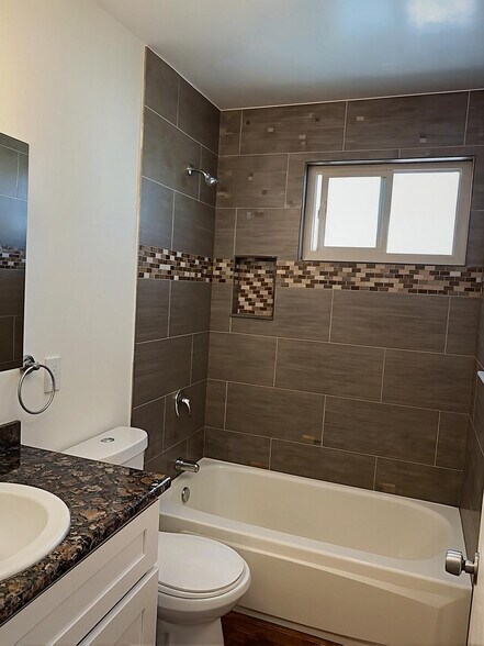 More Photos Of 4629 Bancroft St, San Diego Apartments For Sale